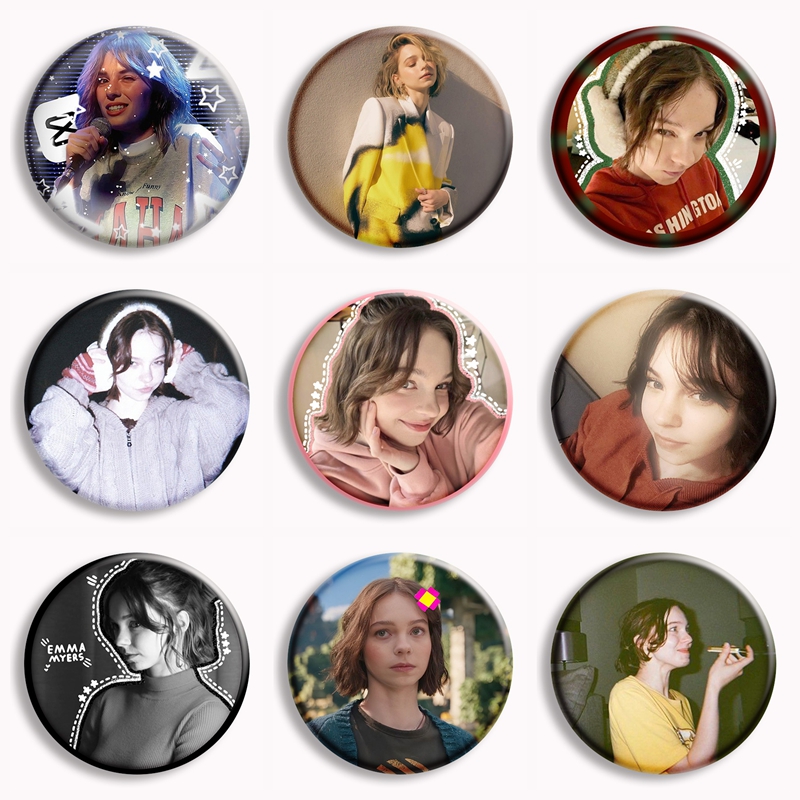 Pin Button Badge - Emma Myers Ästhetische Soft Button Pin