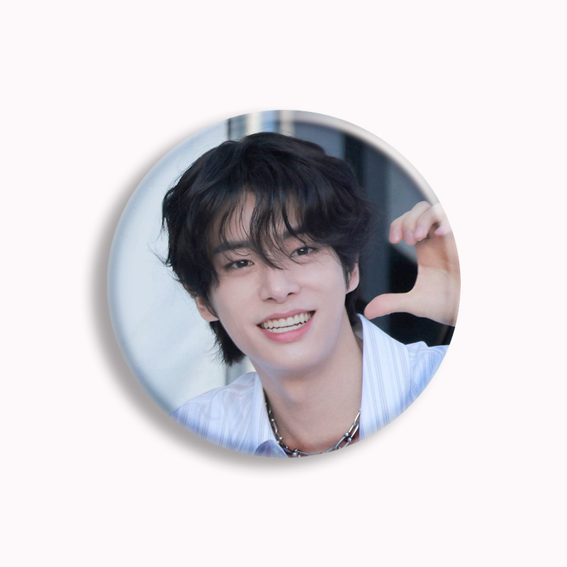 Kpop Jake Sim Soft Button Pin  – Pin Button Badge Bewertung und Preis