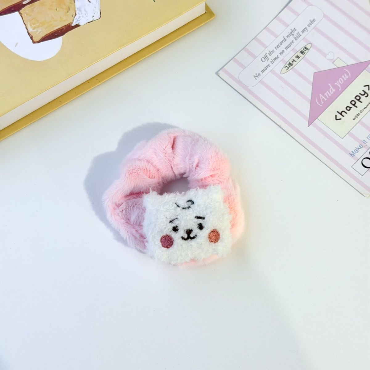 BT21 Cartoon Niedliche Plüschp – Anime Merchandise Wholesale Bewertung und Preis